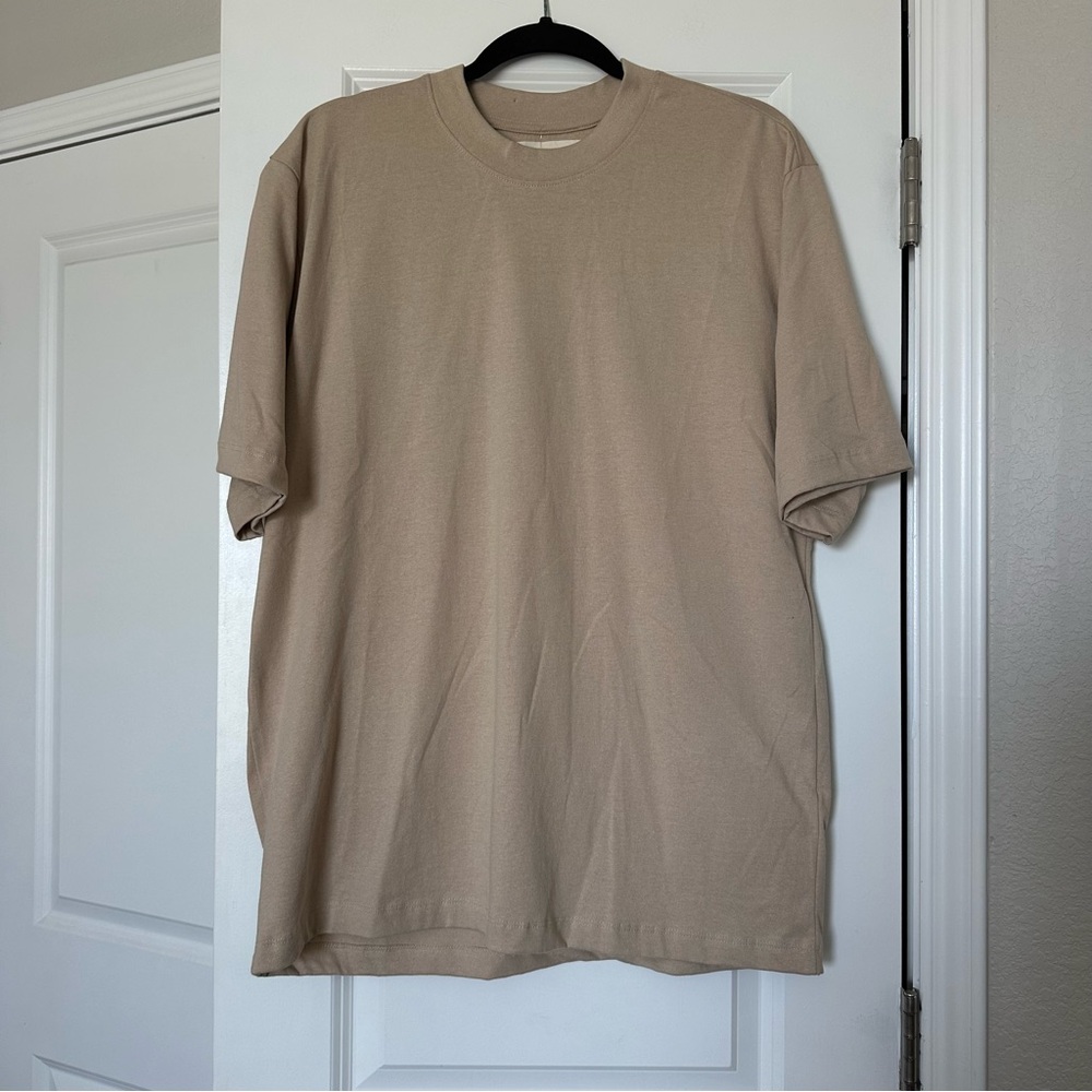 NWT Vox Populi Men’s Relaxed Fit Tan T-shirt